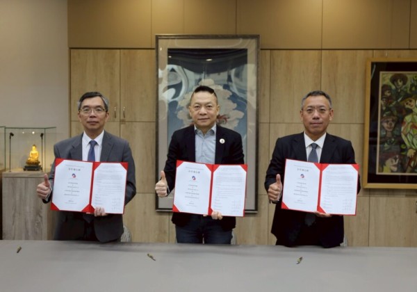 「台波聯手」減碳不再靠嘴砲！台波簽MoU　一站式「淨零」爽賺綠能財