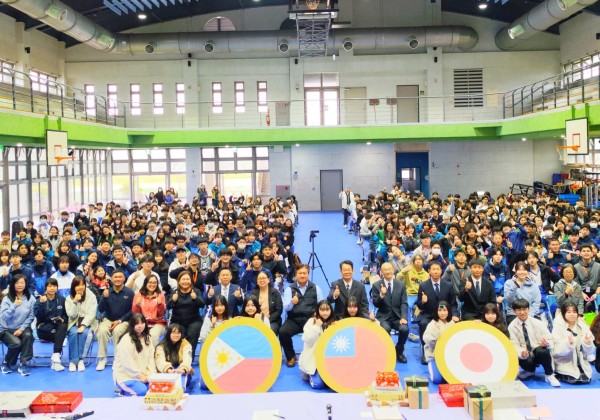 暖中攜手日菲姊妹校走讀暖暖街區　三國學生共探永續與在地幸福感