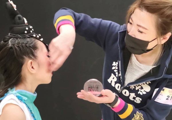 千丰舞團華純逸老師勉勵李芷瑄同學「歡喜邁進見證成長的蛻變」