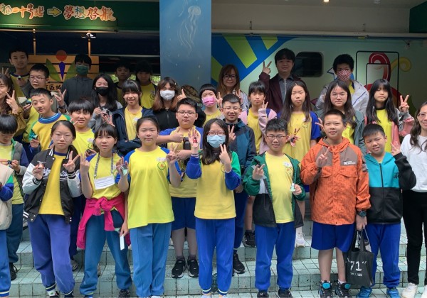 信義國小師生赴明德國中體驗迷你鞋手作超開心