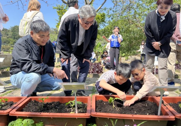 中市國中小學免費營養午餐將上路   議會教文委員會赴桃園觀摩取經