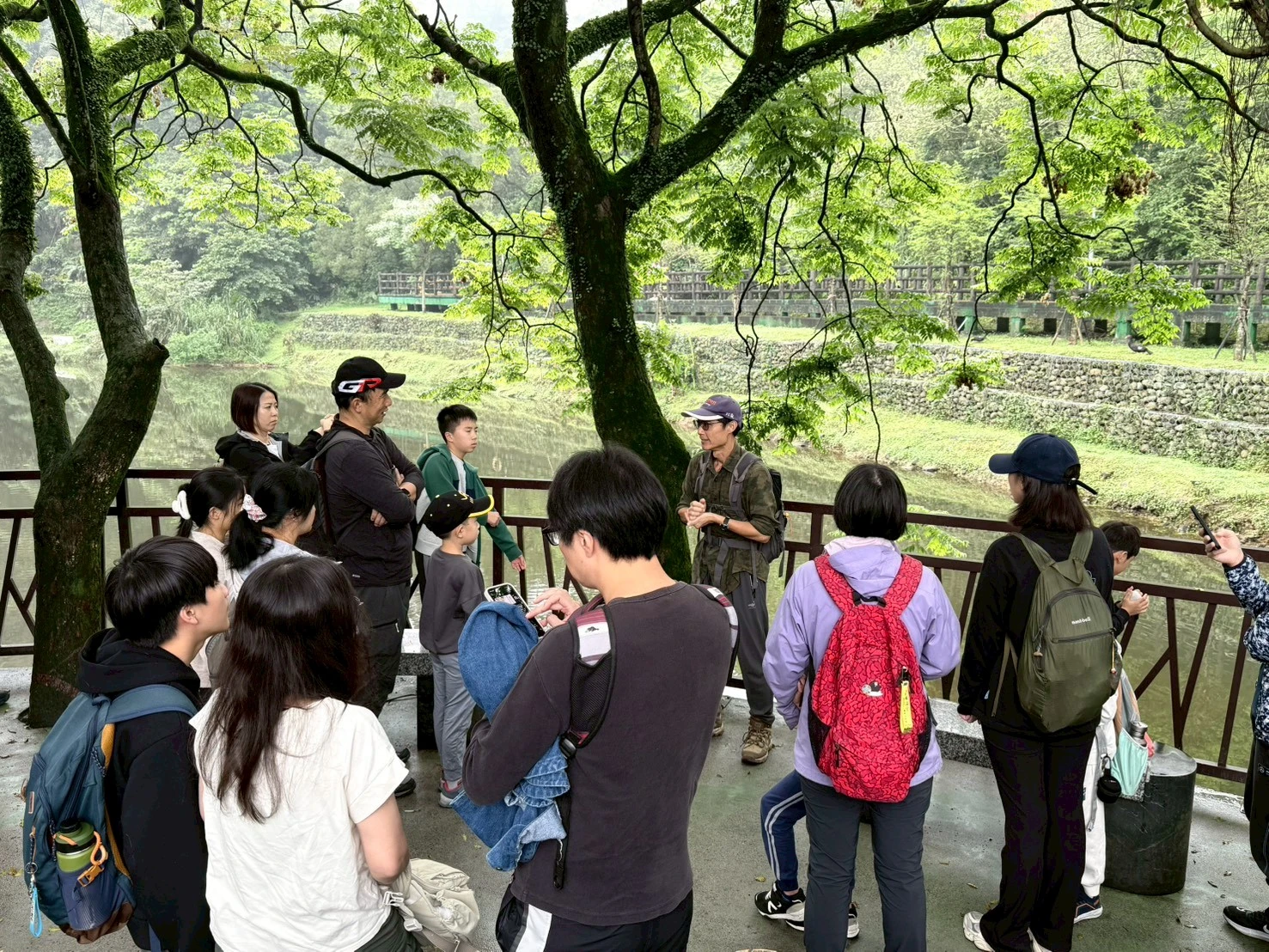 國家新城金龍湖吸引外來觀光客探索山湖生態