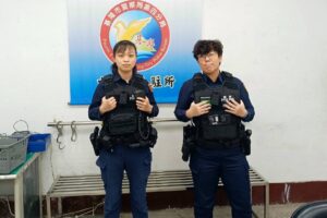 路邊機車滲油飄異味  警消迅速排除確認安全無虞