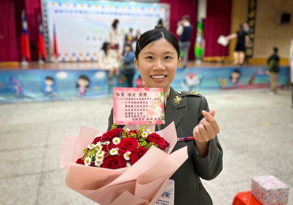 周迺安中士投入國軍招募及公益獲基隆市社會優秀青年