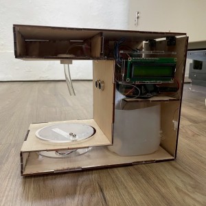 二信高中機械科「自動提醒喝水器」獲全國創意競賽佳作