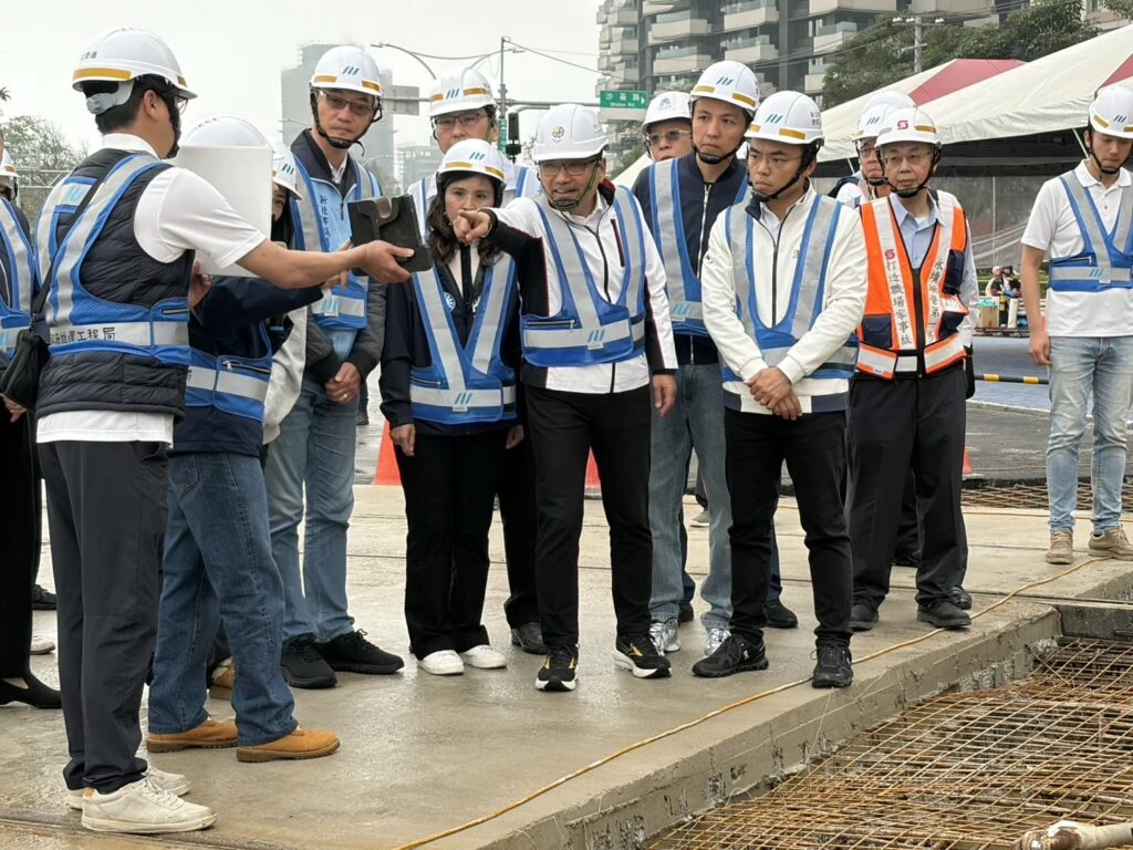 淡海線二期先期工程  無縫銜接淡江大橋  侯友宜:打造關鍵交通動脈