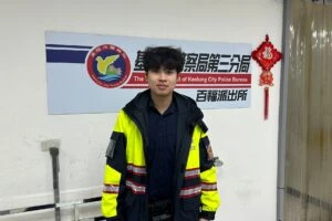 八旬老婦迷途街頭  百福警暖心護送平安返家