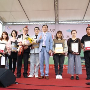 第三屆北大櫻花祭吸引千人入校賞櫻