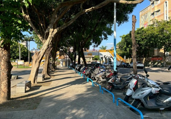 板橋第一運動場翻轉！　「森活走廊」榮獲國家級景觀大獎肯定