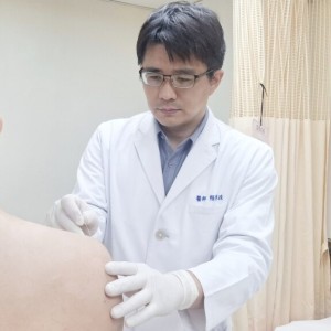 肩痛如「被封印」　中醫「小針刀」助重拾靈活