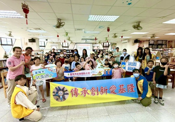 二信高中「小太陽」點亮武崙國小親子手作鞋　有愛共學與幸福永續