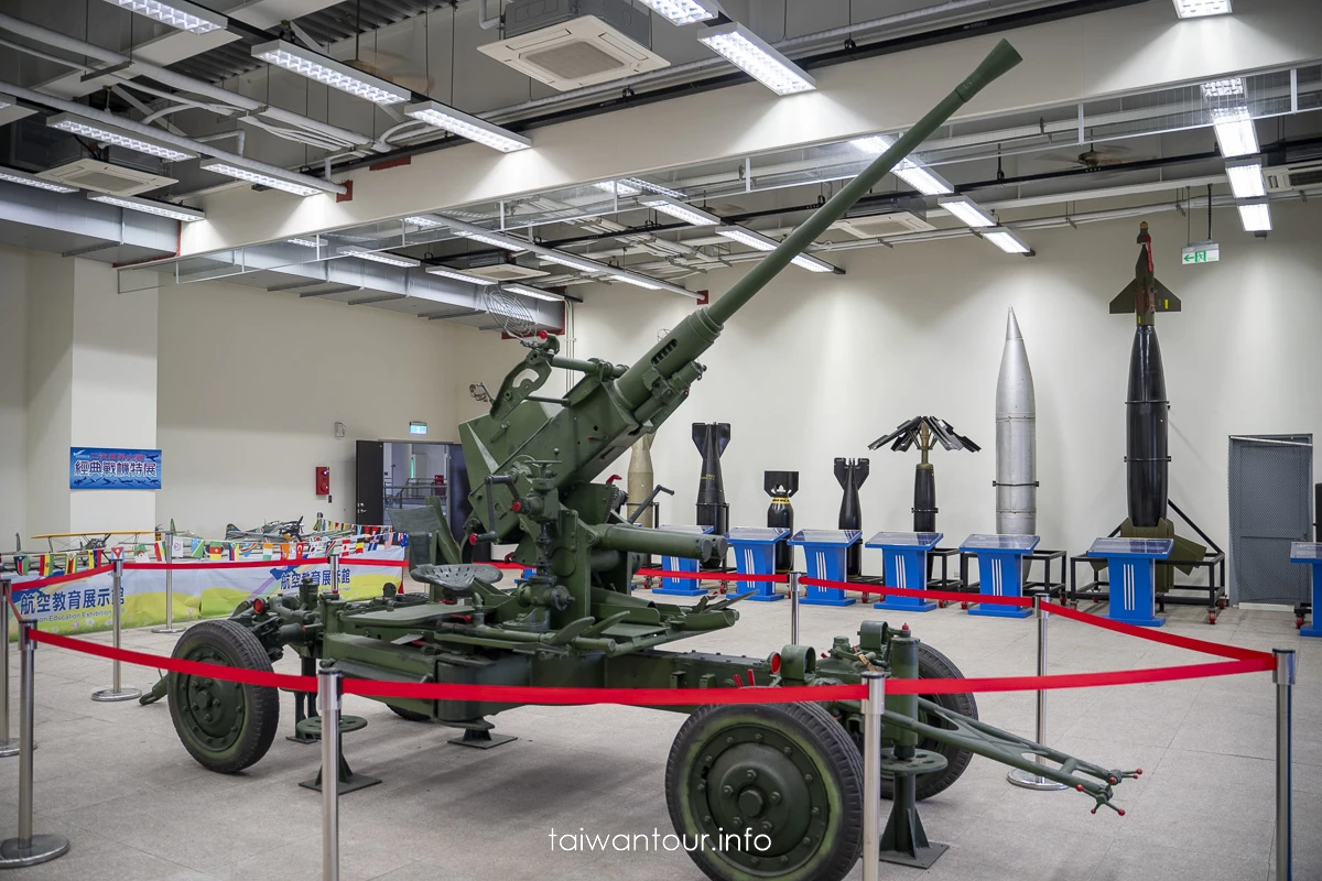 【航空教育展示館】高雄岡山雨天親子軍事迷文青最強室內景點攻略