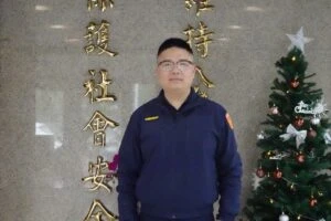 太歲頭上動土  馬籍車手警局旁領錢  遭鷹眼警逮獲