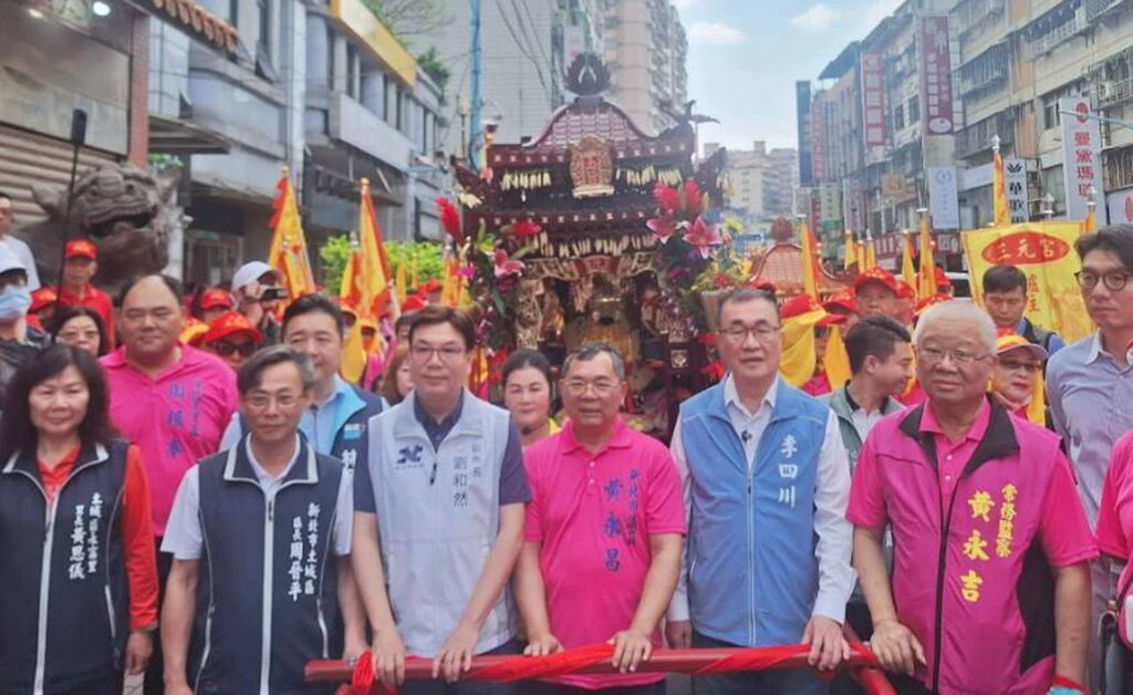 劉和然副市長先後走訪土城三元宮、新莊保元宮建醮開鑼　祈求神明庇佑市民安康