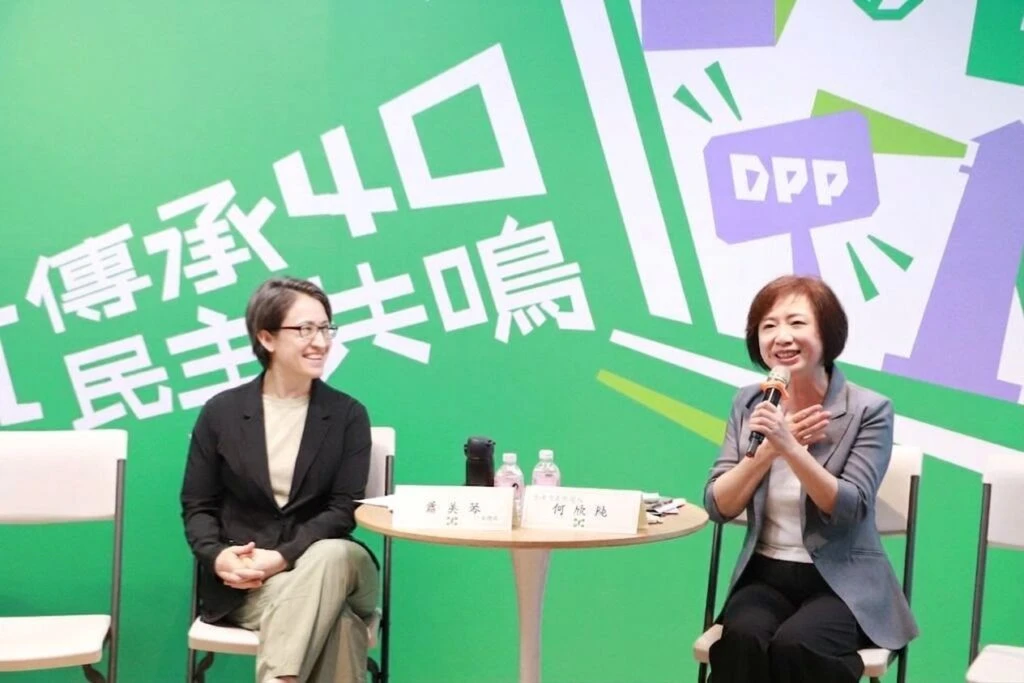 「純琴姊妹 」與青年座談   何欣純：成立青年局助就學就業創業