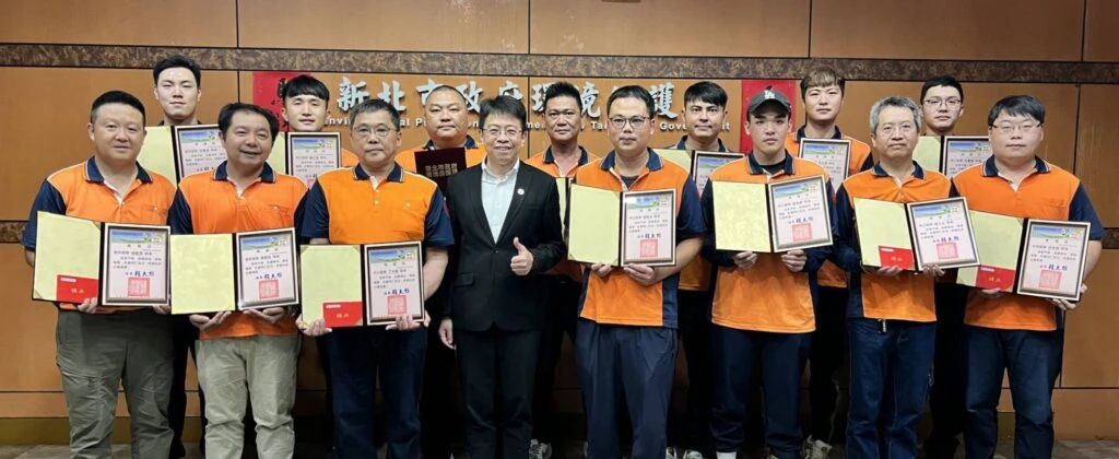不只護環境更守清廉！　新北清潔隊拾金不昧 總價值逾115萬表揚