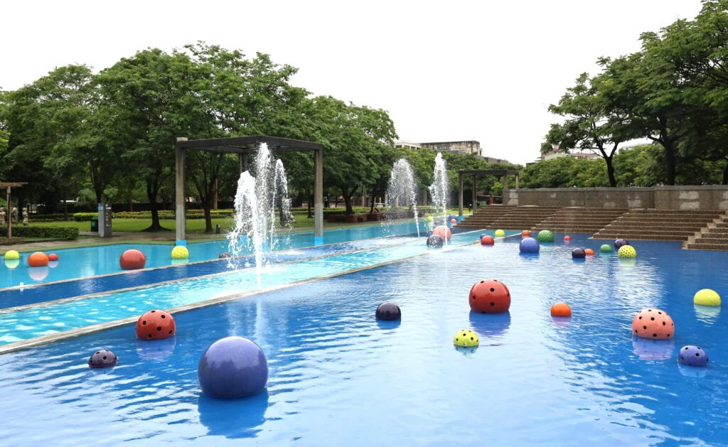 消暑一日遊首選　陶博館戲水池 6/17–8/30 沁涼開放