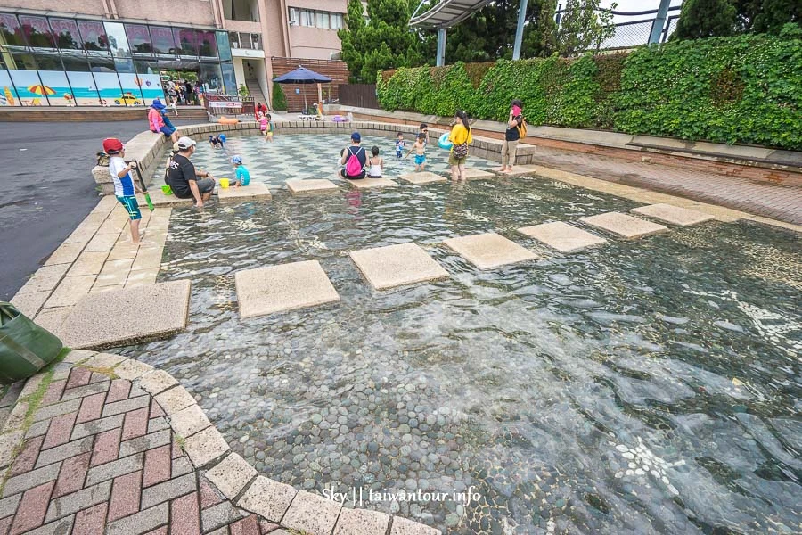 【自來水博物館】台北親子景點水鄉庭園.玩水戲水區