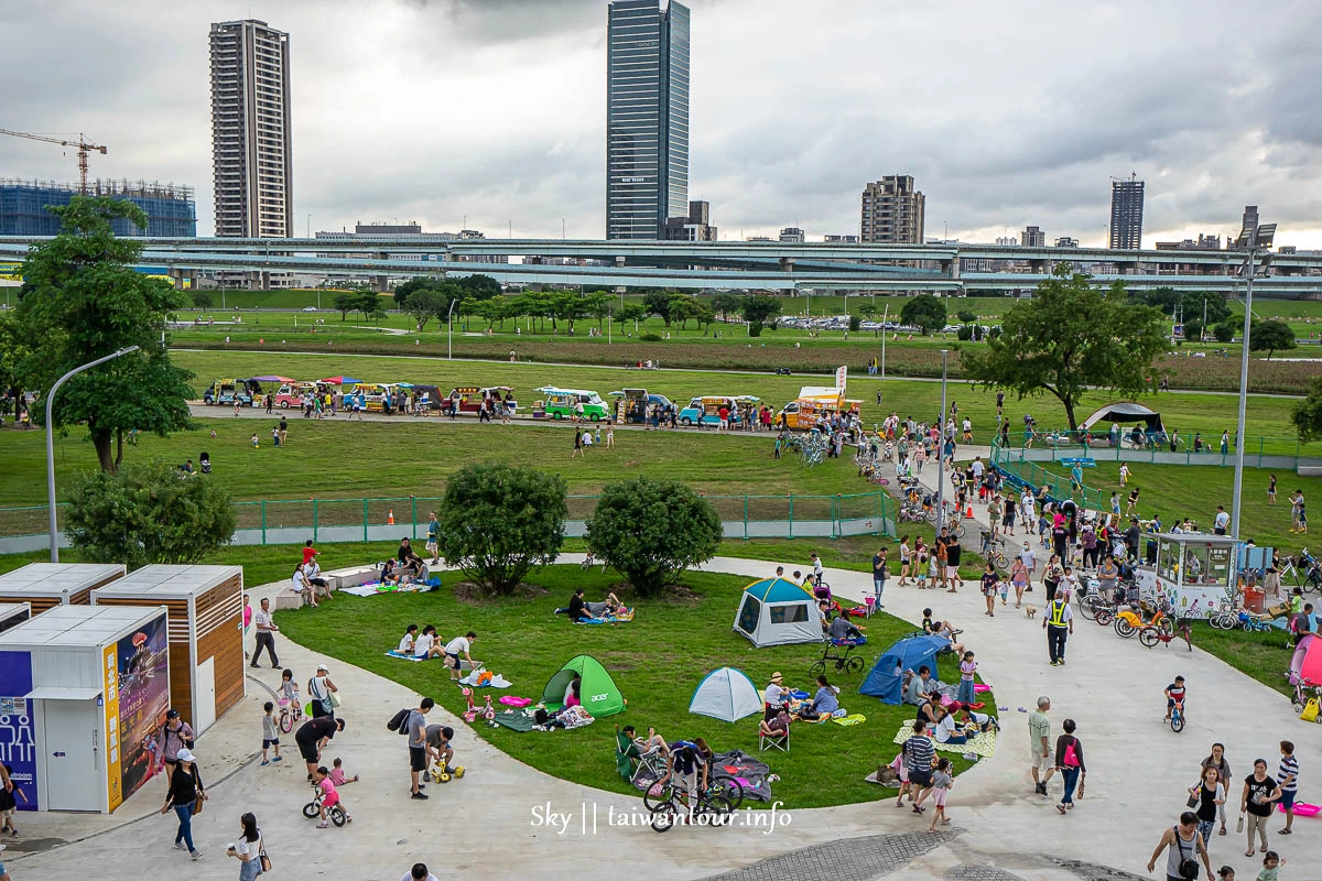 【熊猴森樂園】海世界水樂園.新北大都會公園親子.近捷運三重站 【熊猴森樂園】海世界水樂園.新北大都會公園親子.近捷運三重站