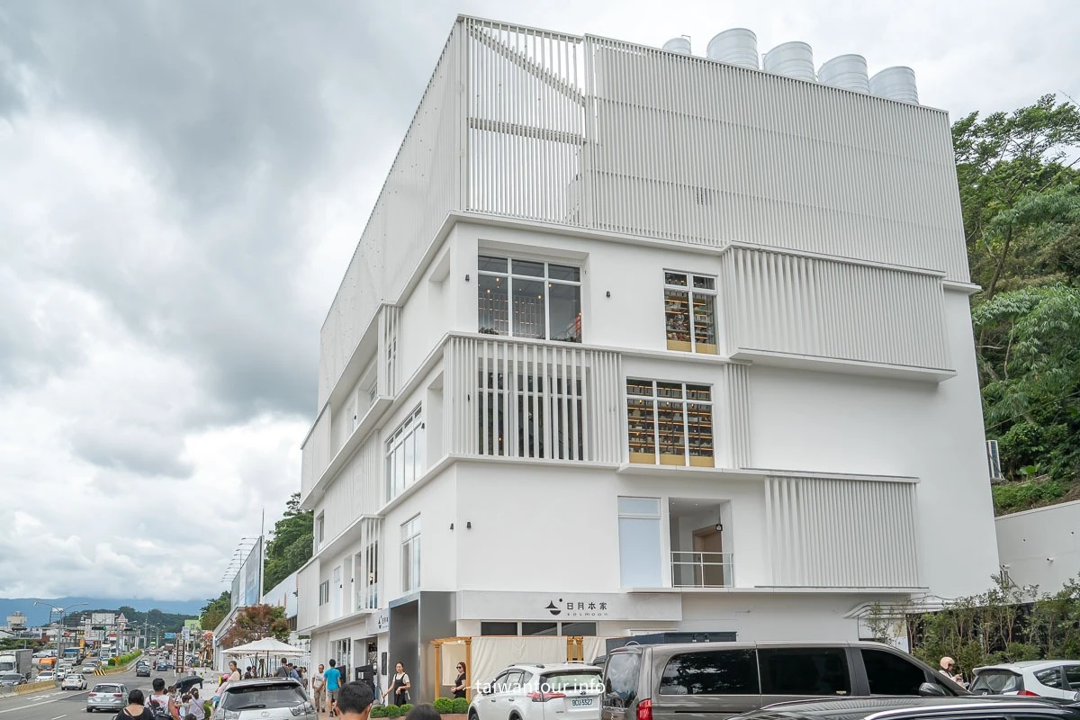 【日月町複合式商場】南投埔里最美中繼站.蔦屋書店.日系咖啡.文創市集 【日月町複合式商場】南投埔里最美中繼站.蔦屋書店.日系咖啡.文創市集