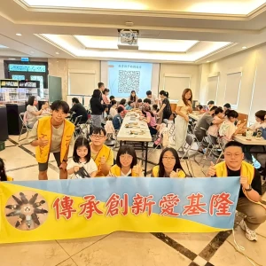二信高中圖書館資源共享舉辦鞋作體驗親子共學活動