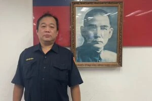菲籍母子來臺旅遊  返國前一刻走散  捷警10分鐘內尋回7歲童  助母子順利趕上班機