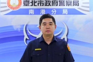 恍神男子攜毒菸彈上路  遭警查獲再起出空氣槍