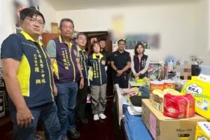 端午送暖顯溫情  吉安警攜手義警二中隊  關懷脊傷弱勢女