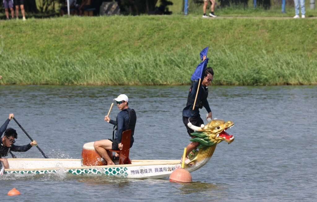 新北議長盃龍舟賽落幕　男子組Mr. CaNoe TAIWAN奪冠抱走60萬大獎