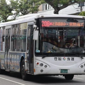學生放暑假　台中跳蛙公車7/1起至 8/31停駛