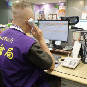 新北社會局全國首創　老人健保AI語音智慧查詢 0800-585-085 (我幫我、您幫我) 一通搞定