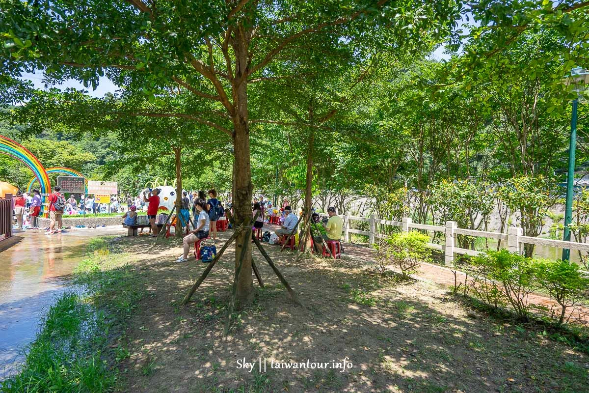 2026基隆免費玩水【暖暖親水公園2.0】升級！開放時間/噴水時段/交通停車攻略