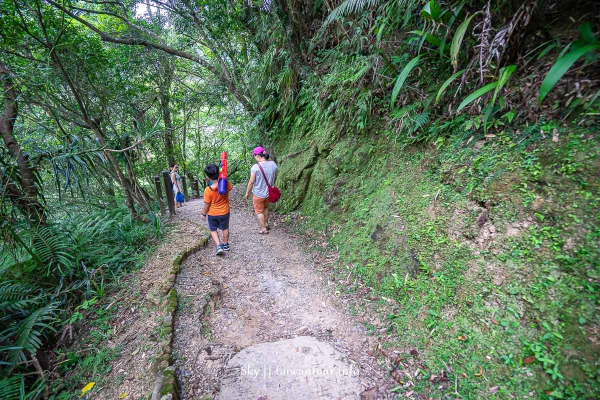 【望古瀑布.嶺腳寮山步道】新北平溪景點.玩水秘境.地圖.交通