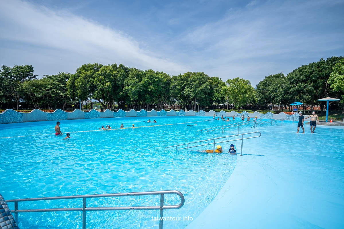 花蓮【知卡宣綠森林親水公園】暑假玩水全攻略：親子水上樂園、交通門票、免費入園懶人包