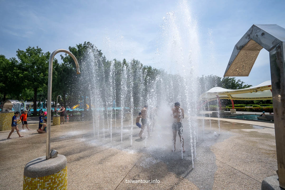 花蓮【知卡宣綠森林親水公園】暑假玩水全攻略：親子水上樂園、交通門票、免費入園懶人包