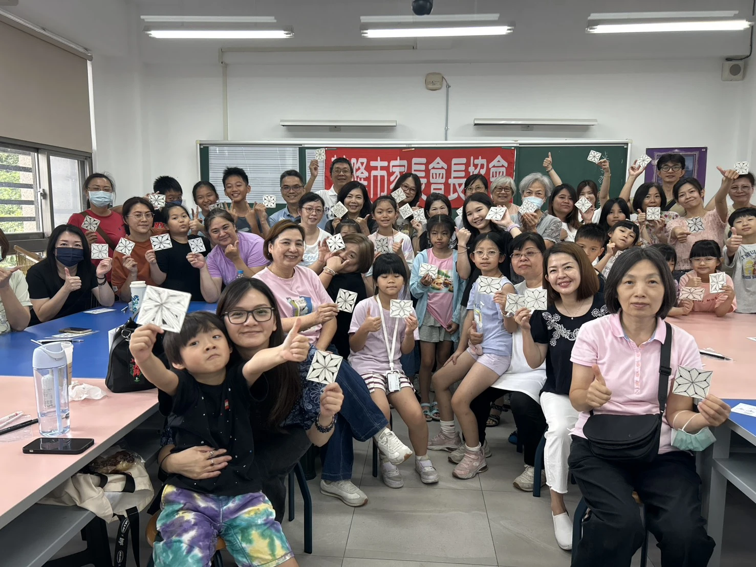中和國小舉辦親師成長研習以藝術開啟親子與情緒新連結