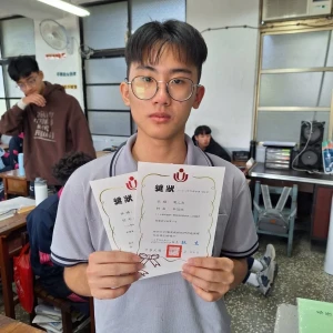 二信高中電機科林冠佑四技二專甄選正取台科大 感謝天上的父親