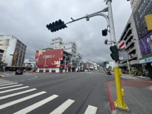 花蓮市中山路與建國路口變更科技執法取締項目  取締車不停讓行人  全力守護行人安全