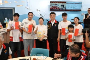 從原民歌聲到水花電音派對  原住民警察親子活動High翻遠雄海洋公園