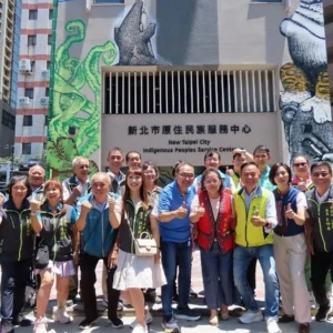 侯友宜視察新北原民服務中心改造工程　特色外牆彩繪Ｑ版雲豹山林好朋友搶先亮相