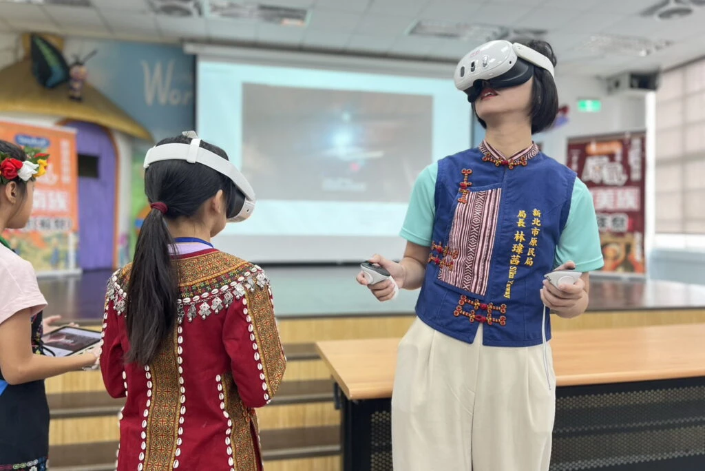 戴上VR走進部落　新北「原」氣族語育樂營登場從科技體驗認識原民文化