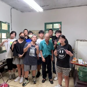 新北市少年培力園少年工班走進偏鄉　為獨居長輩修繕水電、油漆改善環境