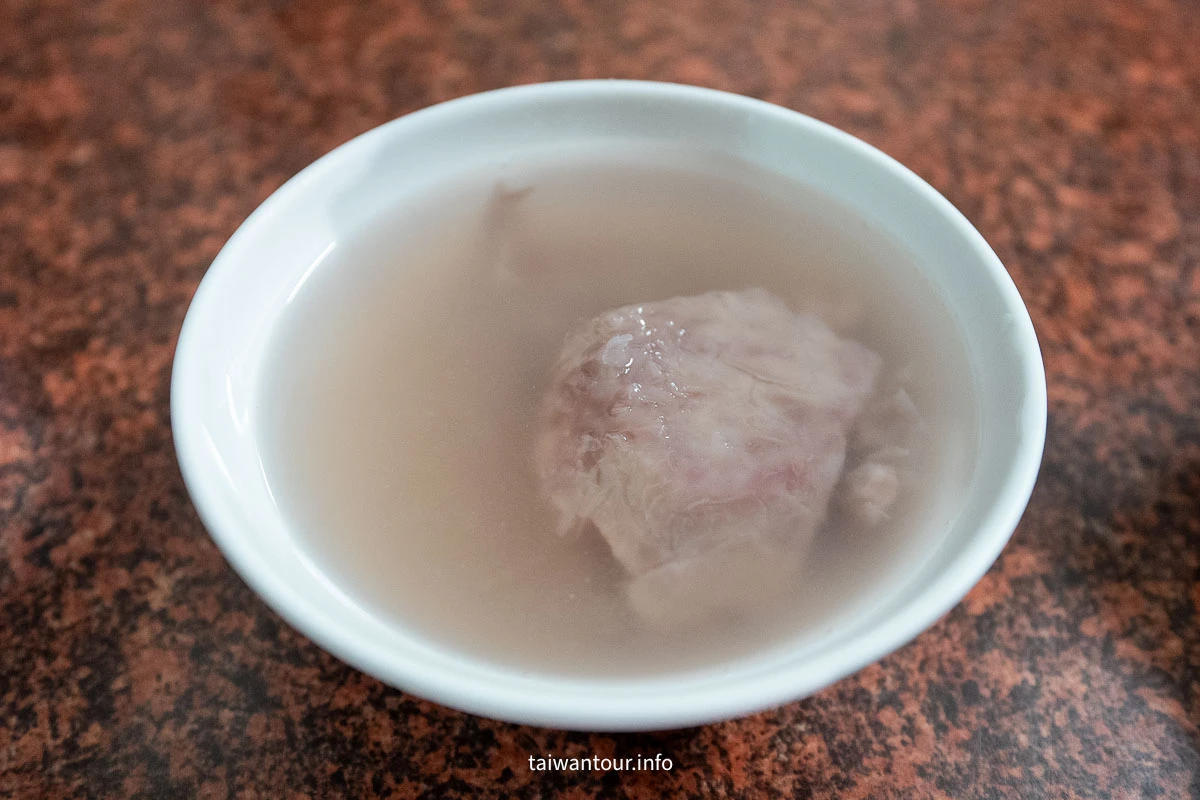 【阿斗伯冷凍芋】中華路夜市美食！綿密豆花與現烤吐司經典組合