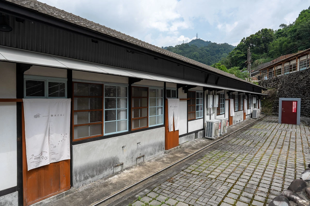 【台灣油礦陳列館】苗栗免費景點.出磺坑歷史與親子互動全攻略