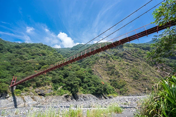南投景點推薦【黑黑谷吊橋.黑黑谷瀑布】信義鄉地利秘境 南投景點推薦【黑黑谷吊橋.黑黑谷瀑布】信義鄉地利秘境