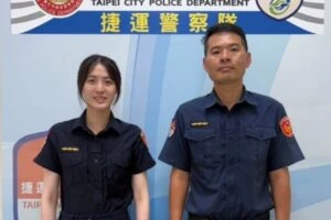 先生還在車上  八旬夫妻轉乘捷運被人潮沖散  捷警迅速調閱監視器助團圓