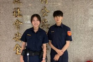 百歲阿嬤搭車迷途免驚  中正一博愛警化身  暖心專屬司機  平安護送