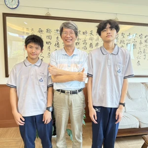 王丞博、張睿予5A9+穩上建中選擇直升二信高中　校長接見勉勵