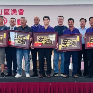 金山區漁會歡慶漁民節表揚模範漁民　重現百年蹦火仔震撼魅力「火光紀事」開展
