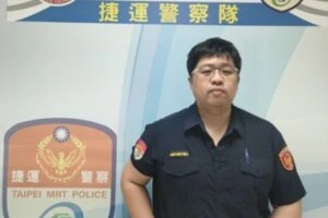 一家四口護照全掉了  港籍旅客來臺差點回不了家  捷警半小時內尋回失物